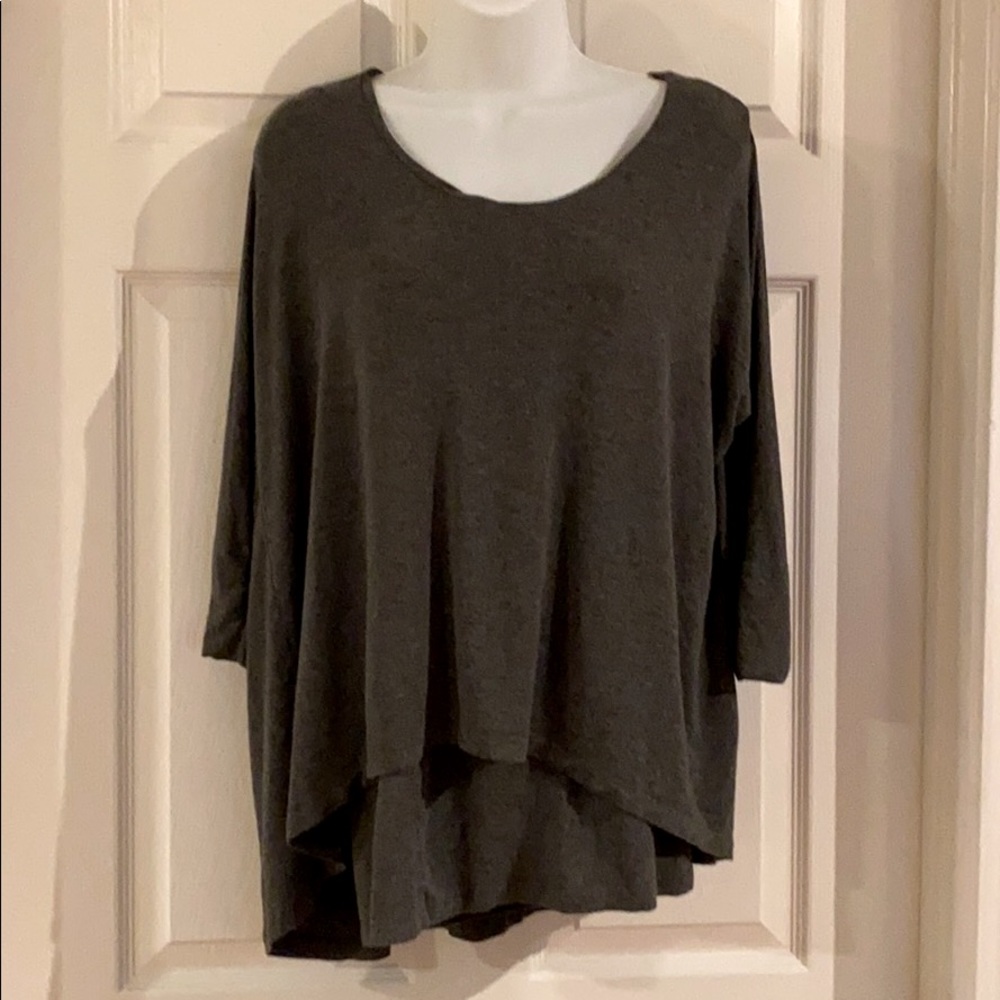 Long sleeve tee